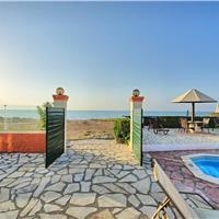 3 bedroom seaside villa with pool, Acharavi, sleeps 6